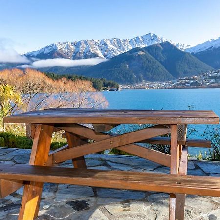 Lakeside Escape ควีนส์ทาวน์ ภายนอก รูปภาพ